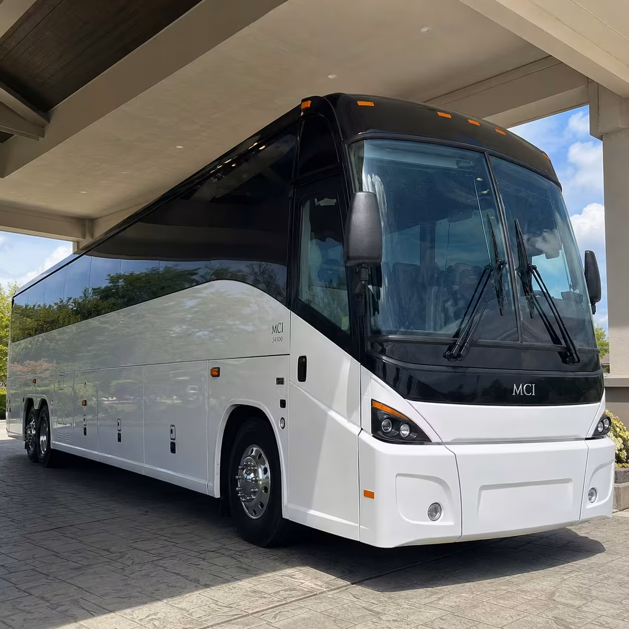 emergency management bus rentals in league city